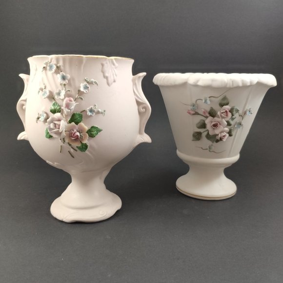 Japan L'Amour China Vases Set of 2, VTG Ceramic Planters Applied Flowers 6" - Picture 1 of 12